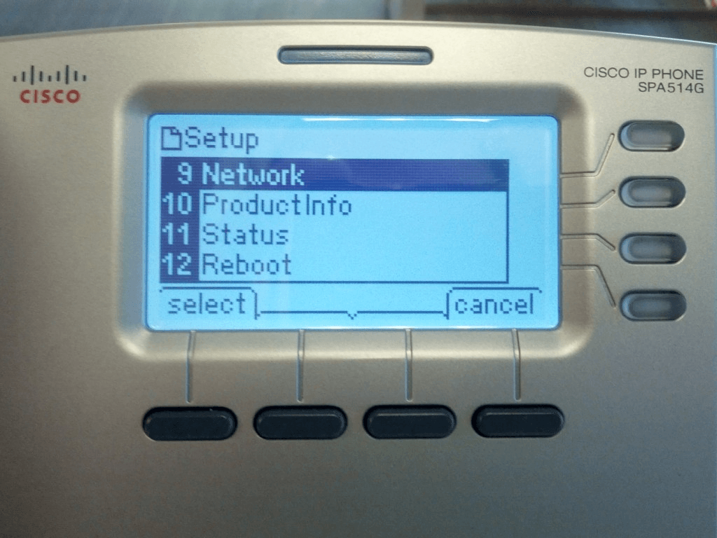 Display van een Cisco IP Phone SPA514G met het Setup-menu: Network, ProductInfo, Status en Reboot